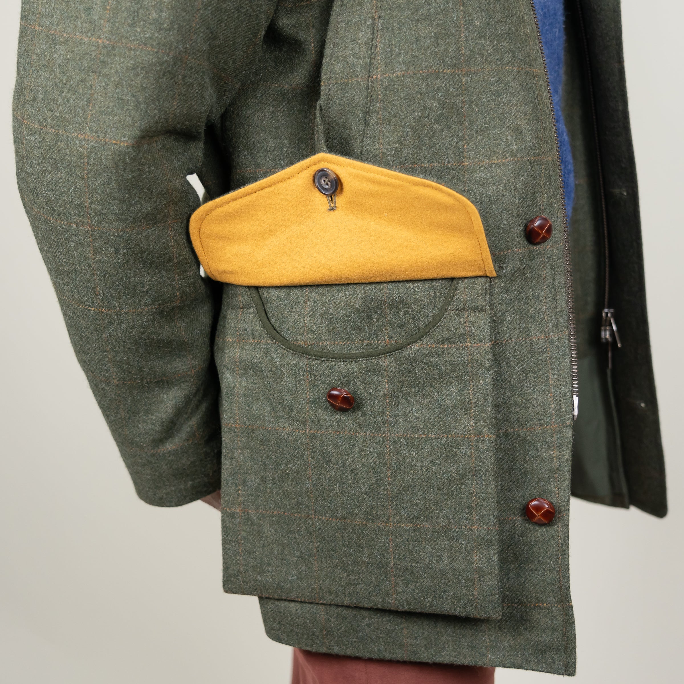 Chrysalis Chepstow Jacket in Green with Gold Windowpane - Image 4