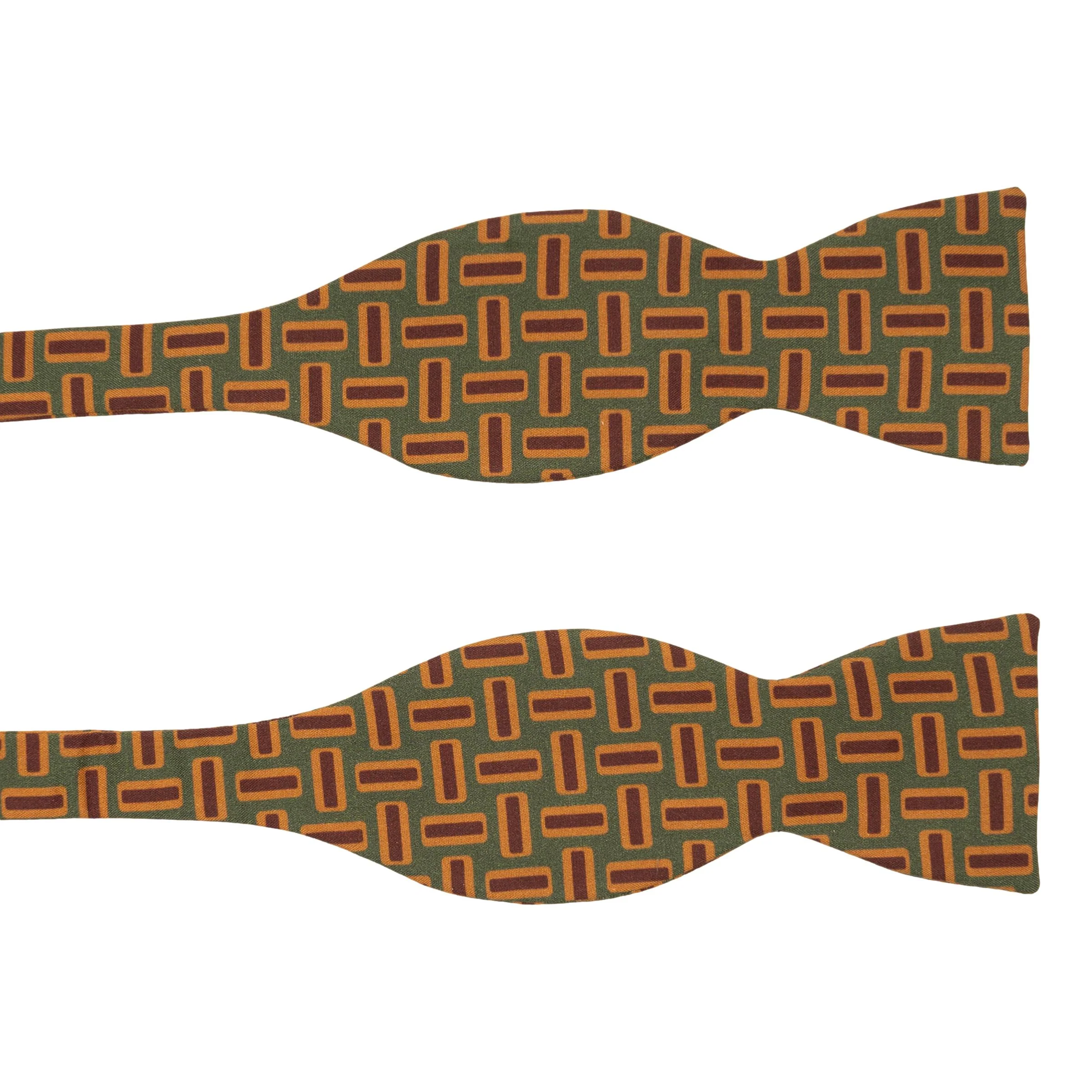 Hatch Bar Pattern Silk Bow Tie